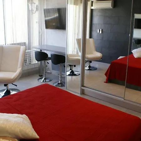 309, Heliopolis Ab, Village Naturiste Apartment